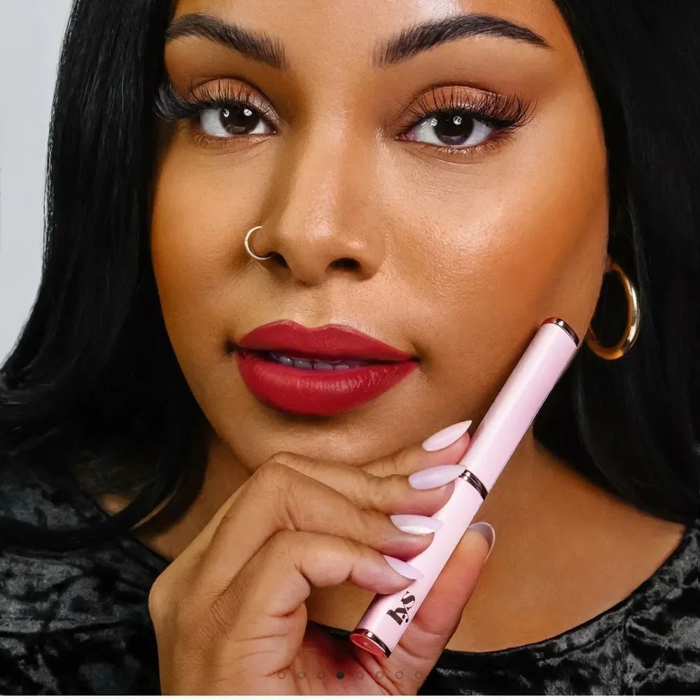 🦋 LYS SPEAK LOVE MOISTURE MATTE LIPSTICK DESIRED (Reddish Brown Lipstick) New